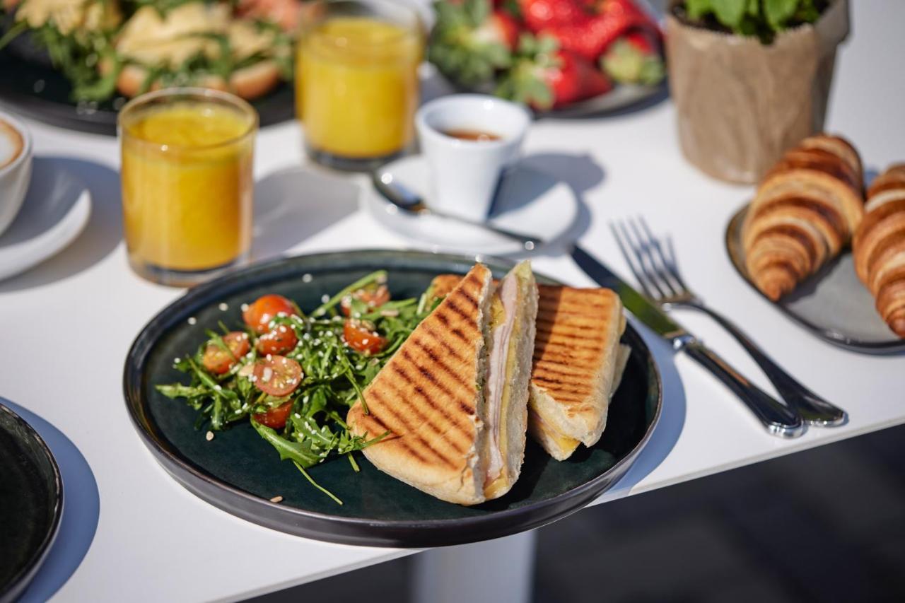Apvalaus Stalo Klubas Gastro & Spa Hotel ทราไก ภายนอก รูปภาพ
